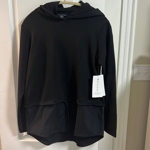 Athleta Galeery Hoodie top, NWT. Small